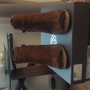 Vince Camuto Temira Booties 7M Coco